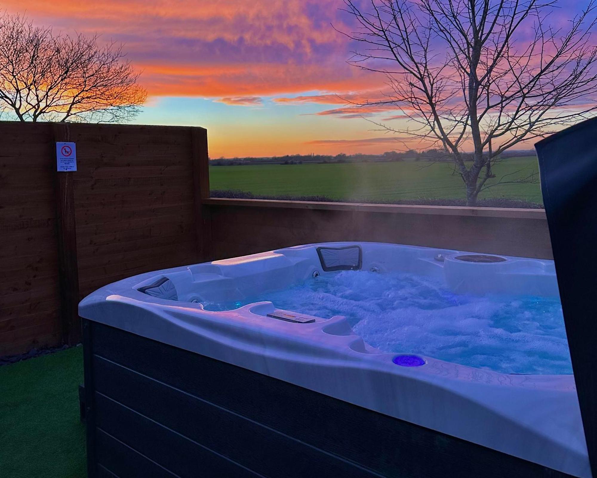 Grange Farm Park 5*