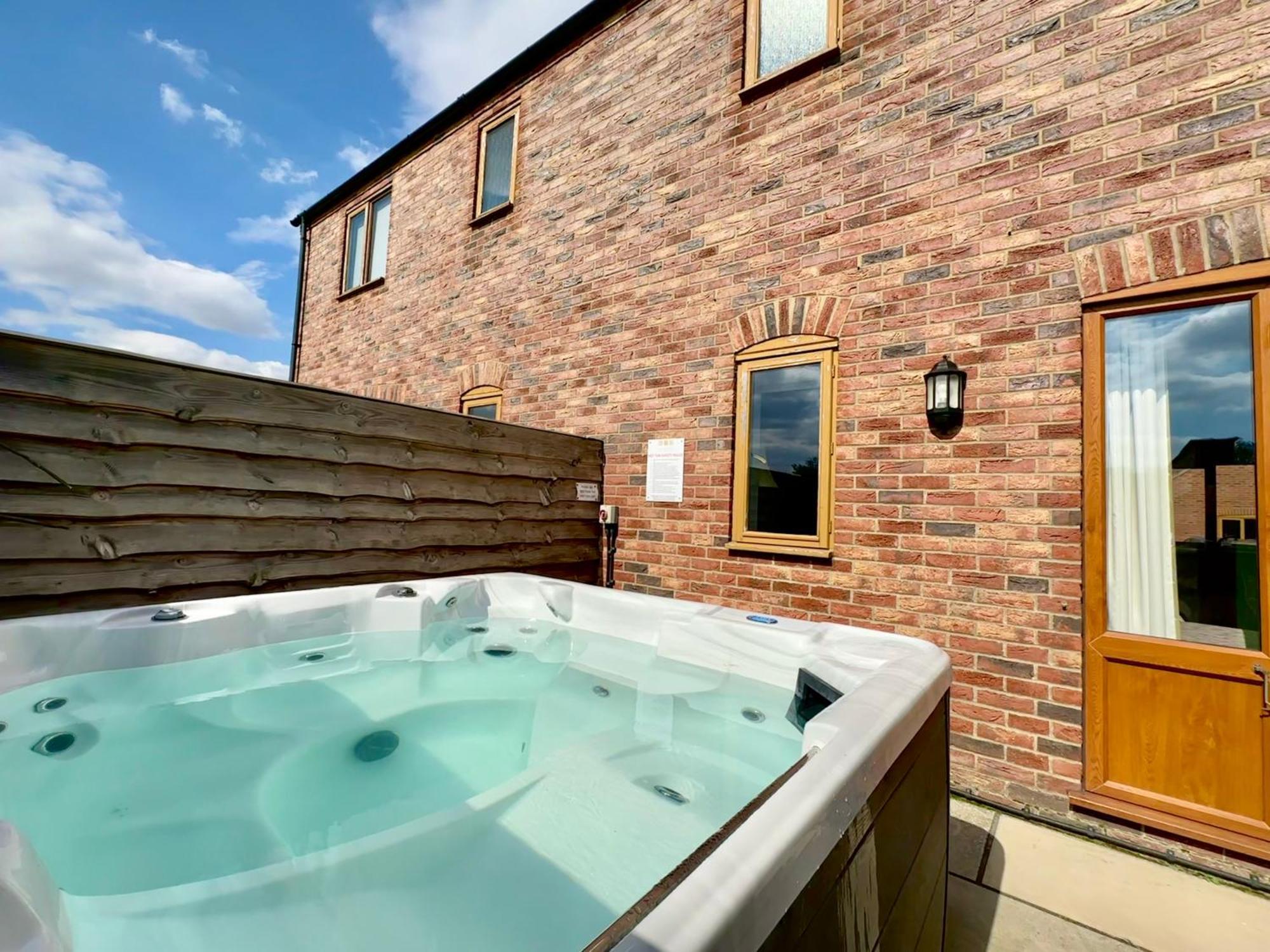 Grange Farm Park 5*